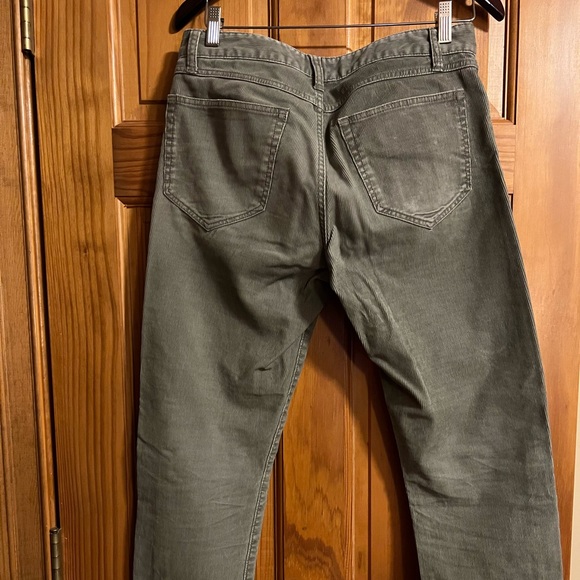 Men’s LL Bean Classic Straight Fit Corduroy Pants - Picture 2 of 6